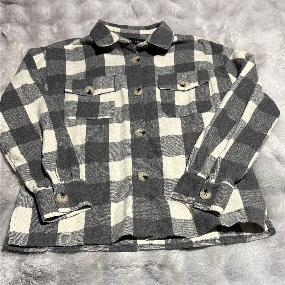 Kendall & Kylie Gray and White Plaid Top